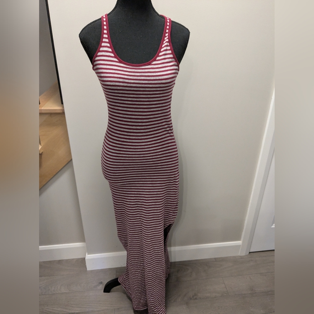 Tag Red and White Sleeveless Bodycon Maxi Dress